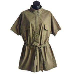 La Lavon Pants Jumpsuit Romper Women Green Shortsleeve Cowlneck Button Belt Sz M